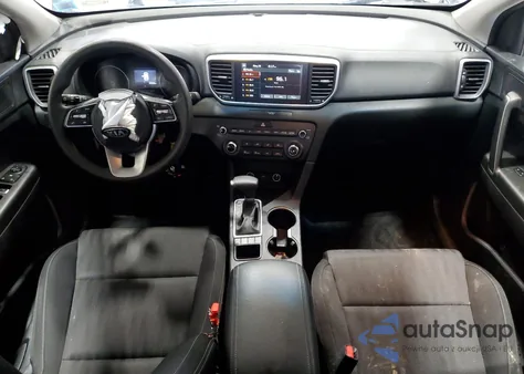 2020 Kia Sportage Lx z USA, uszkodzony, nr VIN KNDPMCAC5L7766489